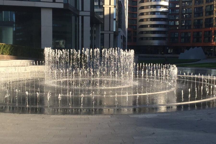 The fountain maze at Merchant Square